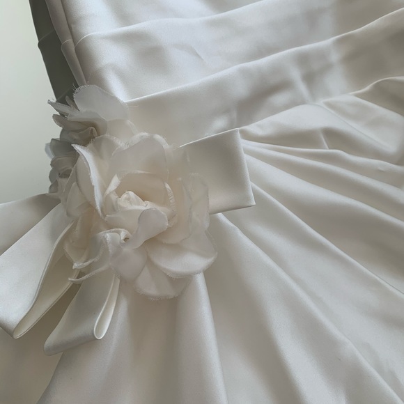 Mikaella Wedding Dress - Picture 3 of 5